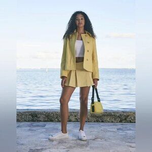 NWT WE-AR4 The 98 Pleated Mini Skirt Yellow - Size Large